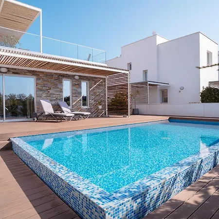 Aquamarine Villa *