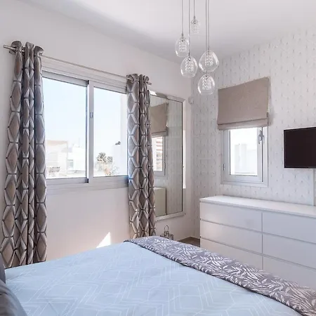 Aquamarine Villa Paphos