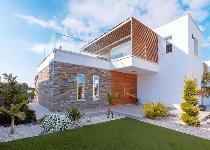 Aquamarine Villa Paphos