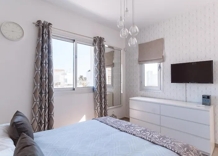 Aquamarine Villa Paphos